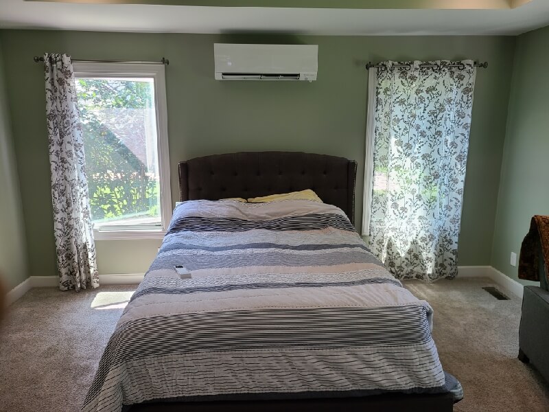 Air Conditioning System In Bedroom